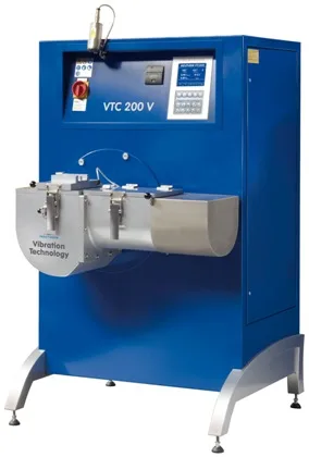 Литьевая машина INDUTHERM VTC200V