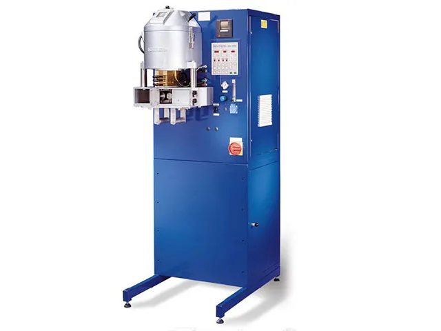 Литьевая машина INDUTHERM СС1000
